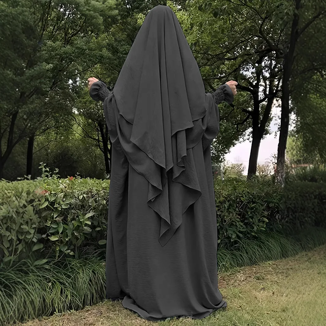 New Muslim Robe Middle East Loose Headscarf Solid Dress Amazon Cross-border Robe Abaya Turkish Dresses Niqab Prayer Dress
New Muslim Robe Middle East Loose Headscarf Solid Dress Amazon Cross-border Robe Abaya Turkish Dresses Niqab Prayer Dress