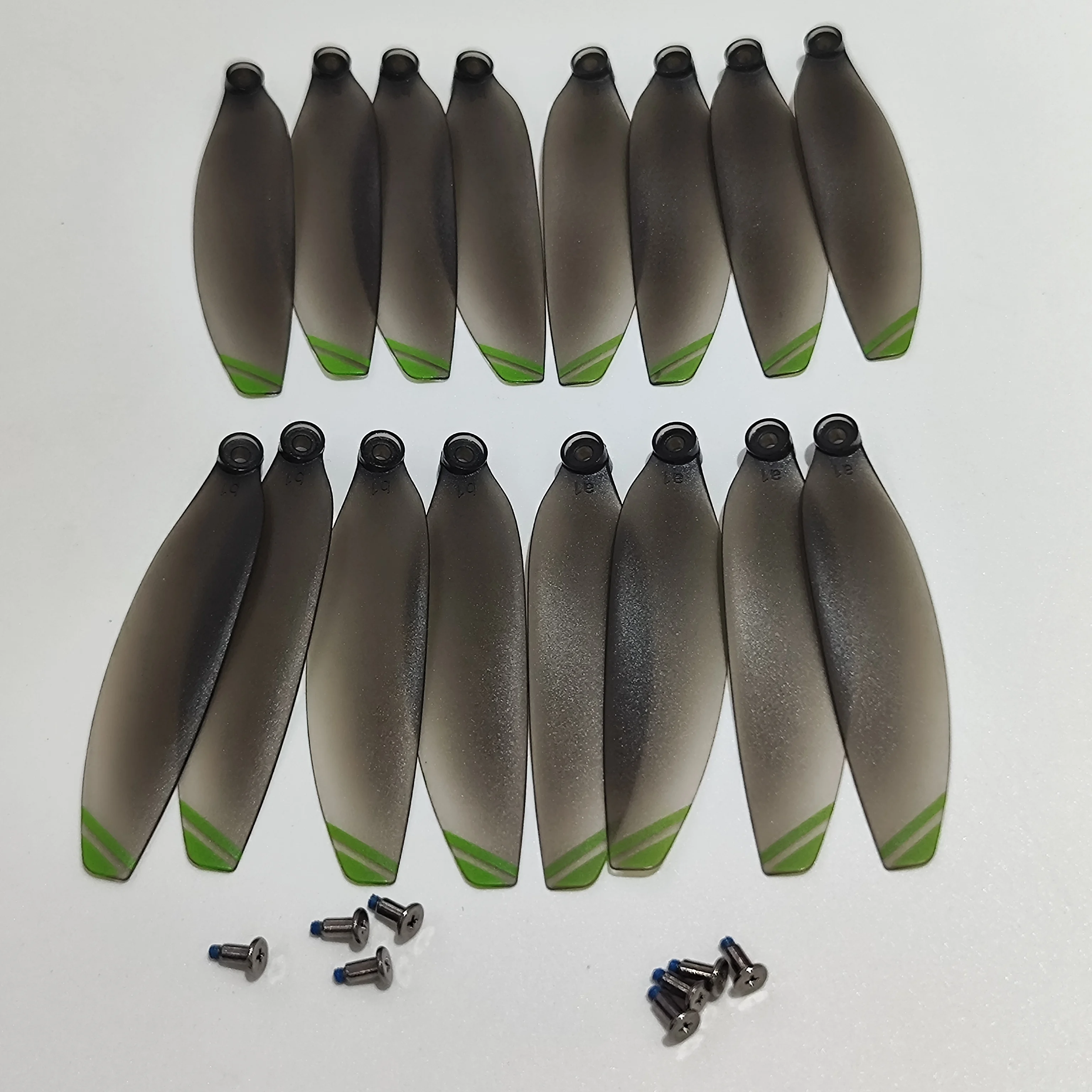 16PCS LSRC XT505 MAX GPS Drone Brushless Foldable RC Quadcopter Fan Spare Parts Wings Maple Leaf Propellers Blade Accessories
16PCS LSRC XT505 MAX GPS Drone Brushless Foldable RC Quadcopter Fan Spare Parts Wings Maple Leaf Propellers Blade Accessories