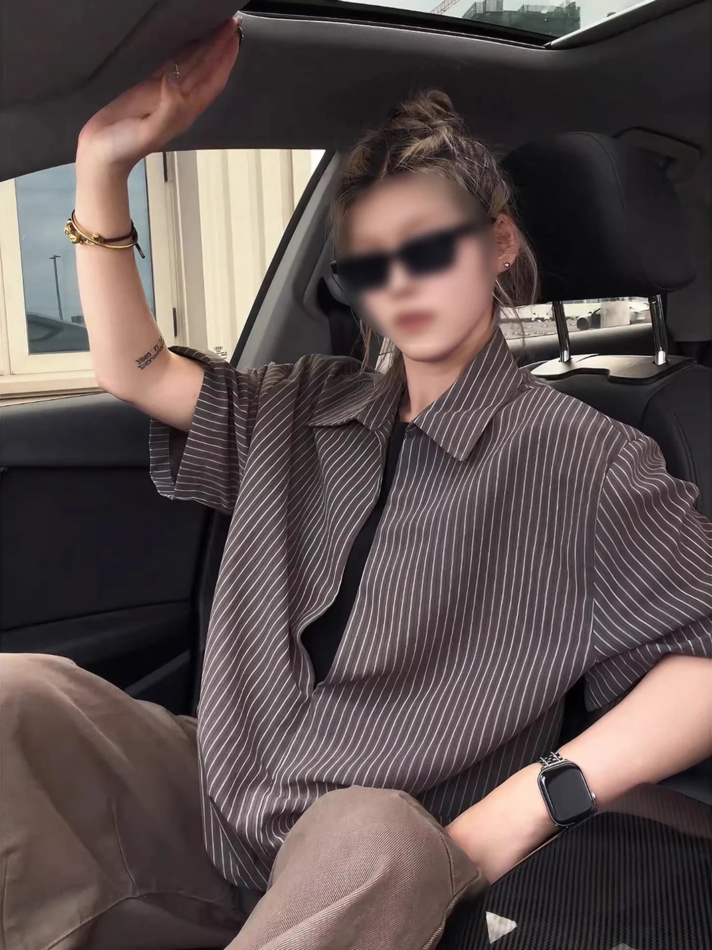 Deep Grey Stripe V-Neck Short Sleeve Shirt Men's Summer Half Open Shoulder Waist Inward T-Shirt Jacket Outerwear Casual Shirt
Deep Grey Stripe V-Neck Short Sleeve Shirt Men's Summer Half Open Shoulder Waist Inward T-Shirt Jacket Outerwear Casual Shirt