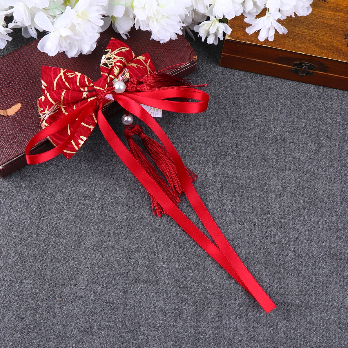 New Year's Greetings Headdress Hair Accessories for Girls Bow Para Clip with Chinese Style Hairpin Tassel Baby
New Year's Greetings Headdress Hair Accessories for Girls Bow Para Clip with Chinese Style Hairpin Tassel Baby