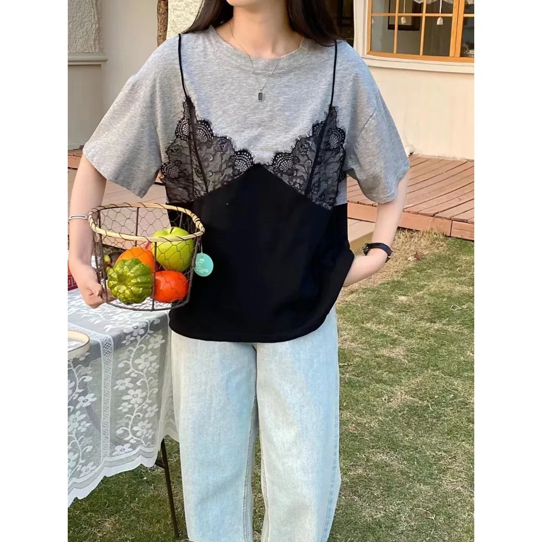 Chic Summer Lace Trim ort Sve T-irt Women's Loose Versatile Splice Design Korean Sle Regular Fit Online Exclusive
Chic Summer Lace Trim ort Sve T-irt Women's Loose Versatile Splice Design Korean Sle Regular Fit Online Exclusive