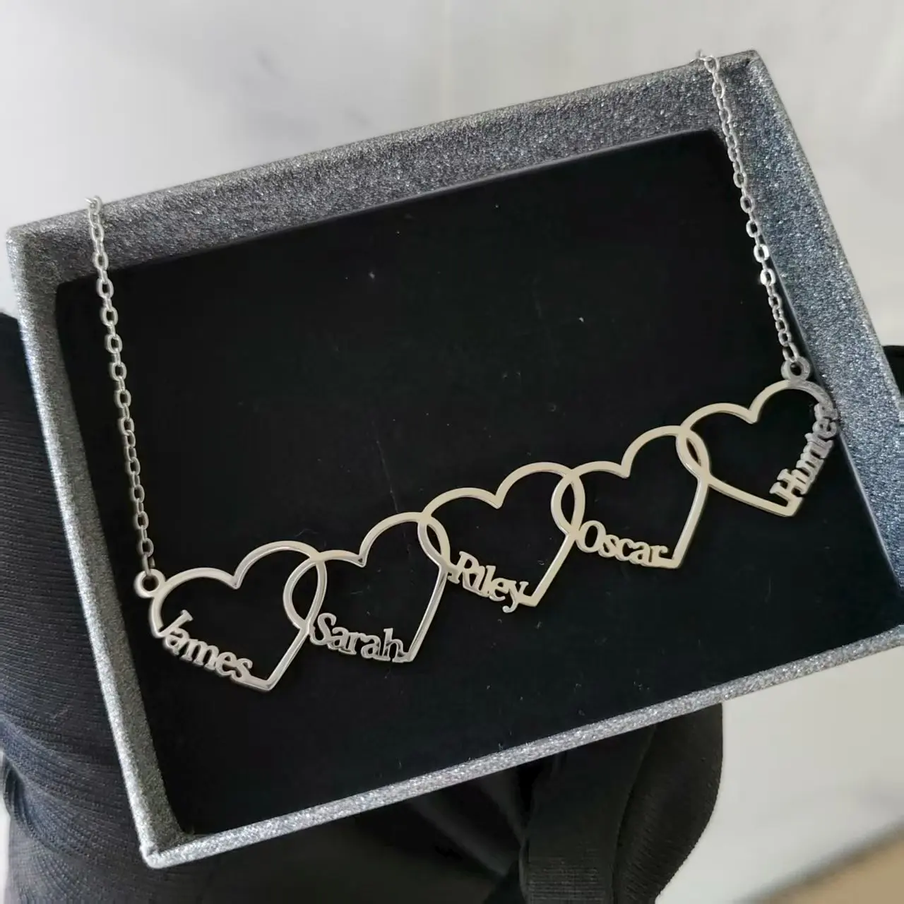 Hot-sale Customized Surname Necklace Women's Gift Stainless Steel Personalized Multi Nameplate Heart Pendant Necklace Jewelry
Hot-sale Customized Surname Necklace Women's Gift Stainless Steel Personalized Multi Nameplate Heart Pendant Necklace Jewelry