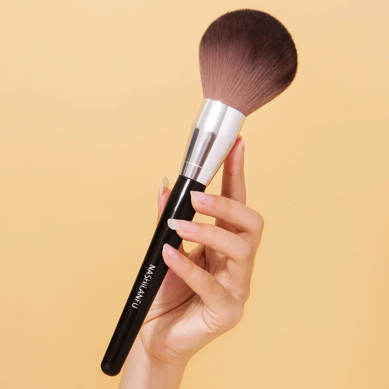 New91No. Makeup Brush Large Size Loose Powder Brush Blush Brush Shading Brush Wooden Handle Makeup Beauty Makeup Tools
New91No. Makeup Brush Large Size Loose Powder Brush Blush Brush Shading Brush Wooden Handle Makeup Beauty Makeup Tools