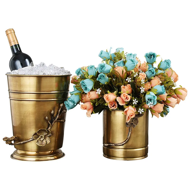 DSA Creative Brass Red Wine Bucket Dry Ice Bucket Light Luxury Household Champagne Chilled Bar Wine Bucket Flower
DSA Creative Brass Red Wine Bucket Dry Ice Bucket Light Luxury Household Champagne Chilled Bar Wine Bucket Flower