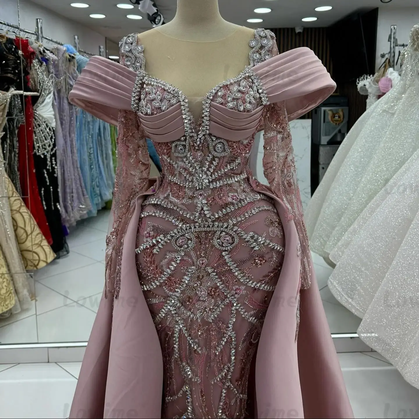 Customized Long Prom Dresses Blush Pink Arabic Dubai Evening Dress With Detachable Train Full Sleeve Formal Party Gowns Vestidos
Customized Long Prom Dresses Blush Pink Arabic Dubai Evening Dress With Detachable Train Full Sleeve Formal Party Gowns Vestidos