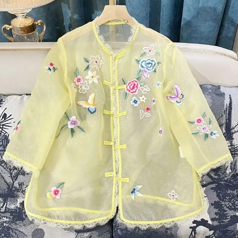 Chinese Style Top for Women Ethnic Embroidered Lace Mesh Hanfu Qipao Tops Blouse Shirt Ladies Oriental Modern Cheongsam Jackets
Chinese Style Top for Women Ethnic Embroidered Lace Mesh Hanfu Qipao Tops Blouse Shirt Ladies Oriental Modern Cheongsam Jackets
