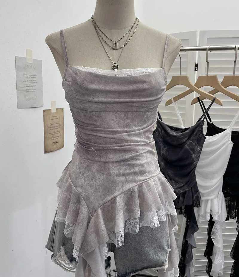 A stylishly designed halter top with irregular lace trim, flowing ribbons, women`s clothes,summer top
A stylishly designed halter top with irregular lace trim, flowing ribbons, women`s clothes,summer top