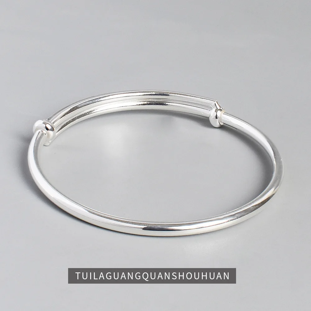 Stylish and minimalist s925 pure silver banglets with sliding matt circle, perfect for women's jewelry wholesale
Stylish and minimalist s925 pure silver banglets with sliding matt circle, perfect for women's jewelry wholesale