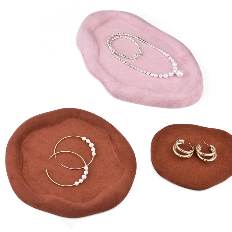 High end jewelry display tray creative irregular cloud shaped jewelry organizer holder necklace earring bracelet display props
High end jewelry display tray creative irregular cloud shaped jewelry organizer holder necklace earring bracelet display props