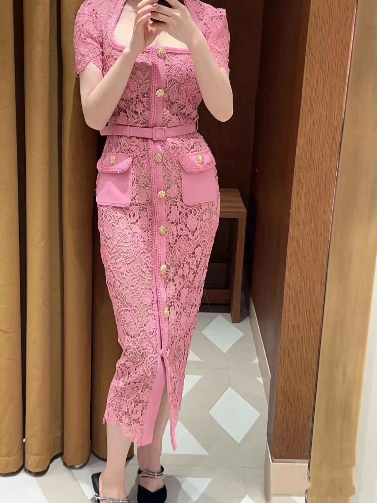 2023 summer new dress short sleeve high waist square collar lace slim fit hip pink maxi dress
2023 summer new dress short sleeve high waist square collar lace slim fit hip pink maxi dress