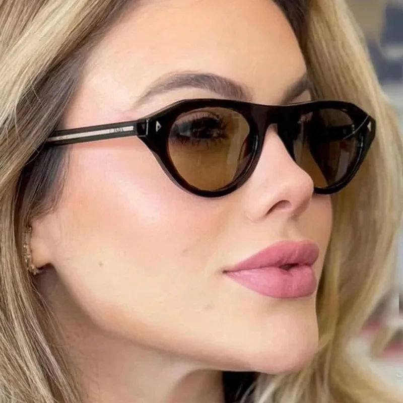 Top Selling cat eye sunglasses for women vintage small frame gradient uv400 sun glasses men retro hip hop driving shades
Top Selling cat eye sunglasses for women vintage small frame gradient uv400 sun glasses men retro hip hop driving shades