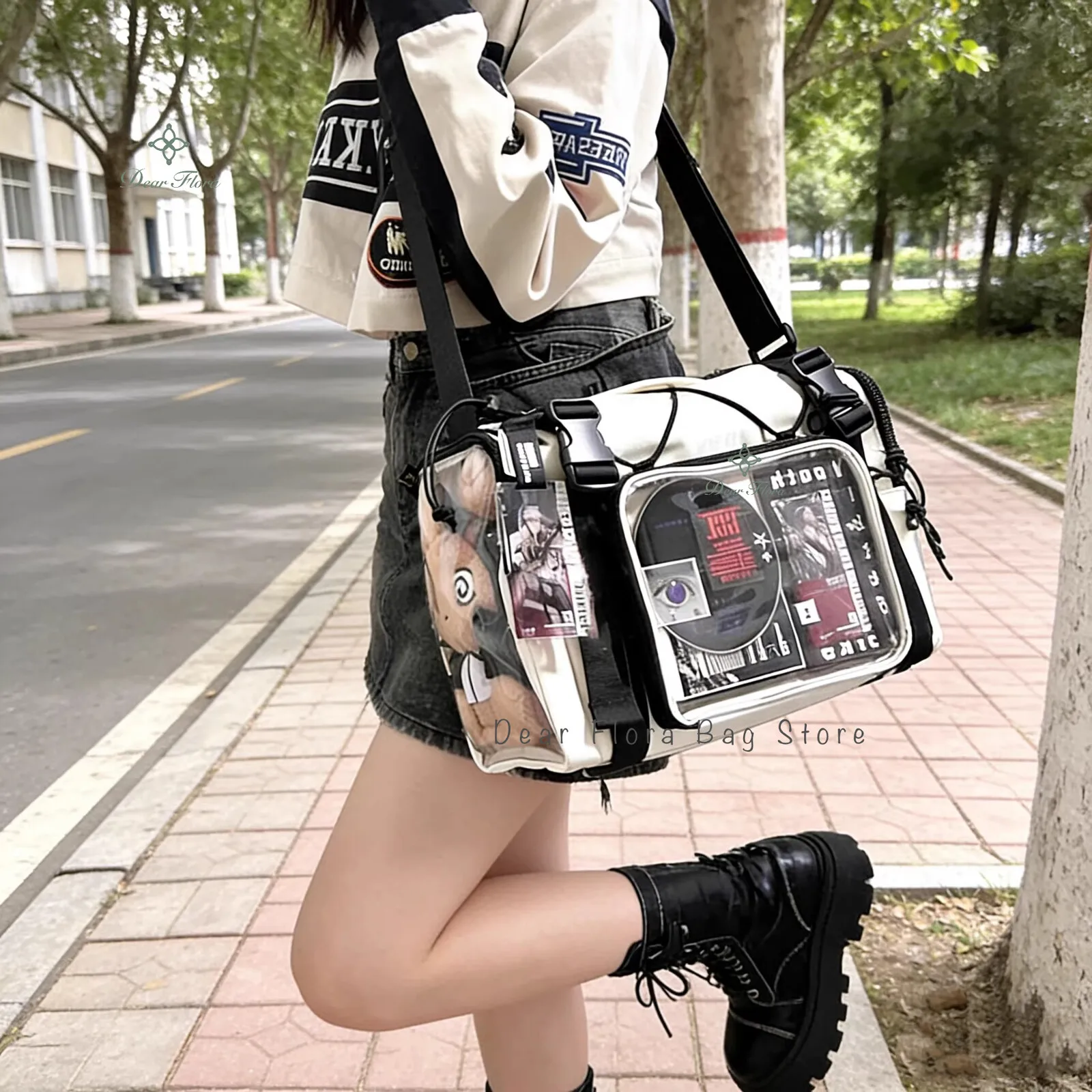 New Y2K Ita Shoulder Bag Large Capacity Sports Crossbody Bag Cute Girls Transparent Messenger Bag DIY Display Commuter Handbags
New Y2K Ita Shoulder Bag Large Capacity Sports Crossbody Bag Cute Girls Transparent Messenger Bag DIY Display Commuter Handbags
