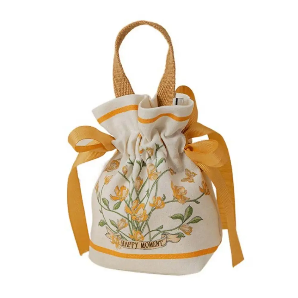 Mesh Flower Canvas Floral Drawstring Bag Satin Bow Korean Style Festive Sugar Bag Large Capacity Coin Purse Wallet 
Mesh Flower Canvas Floral Drawstring Bag Satin Bow Korean Style Festive Sugar Bag Large Capacity Coin Purse Wallet