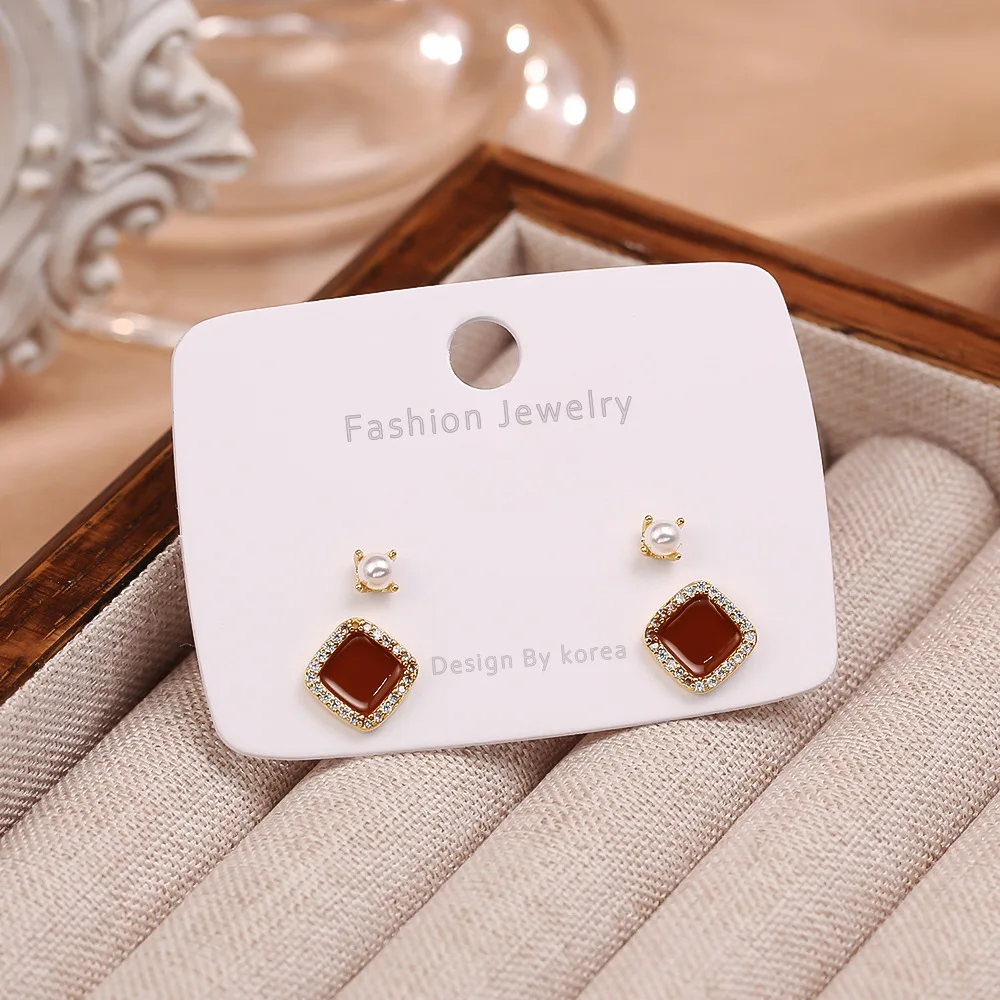 Silver needle earrings Maillard brown small square zircon earrings two pairs set of exquisite small ear piercing earrings
Silver needle earrings Maillard brown small square zircon earrings two pairs set of exquisite small ear piercing earrings