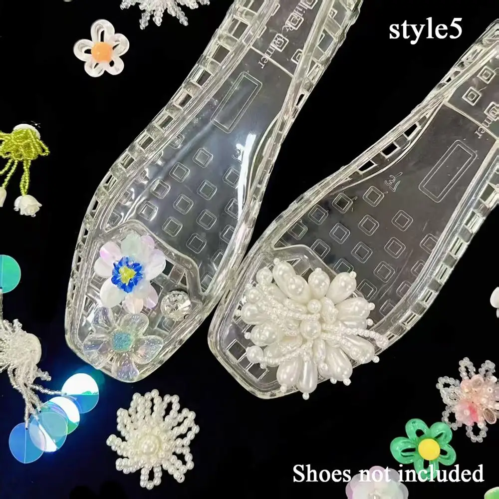 Flower Shoe Buckles Crystal Shoe Clips Shiny Sandal Ornaments Fashion Heavy-Work Beaded Cool Tassel Pendant Shoes Accessories
Flower Shoe Buckles Crystal Shoe Clips Shiny Sandal Ornaments Fashion Heavy-Work Beaded Cool Tassel Pendant Shoes Accessories