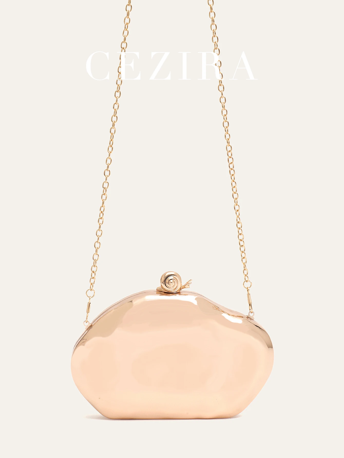 Women's Luxury Glossy Iron Metal Clutch Fashionable Snail Decor Hard-case Evening Bag Long Chain Handbag Purse Dinner Party Date
Women's Luxury Glossy Iron Metal Clutch Fashionable Snail Decor Hard-case Evening Bag Long Chain Handbag Purse Dinner Party Date