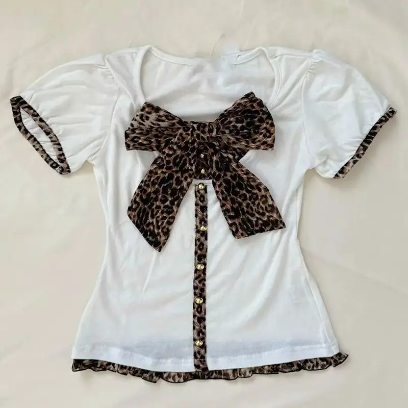 Aesthetic Vintage Leopard Print Hot Girl T-Shirts Women Design Y2k Short Sleeve O-neck Slim Tops Retro Casual Summer Clothing
Aesthetic Vintage Leopard Print Hot Girl T-Shirts Women Design Y2k Short Sleeve O-neck Slim Tops Retro Casual Summer Clothing