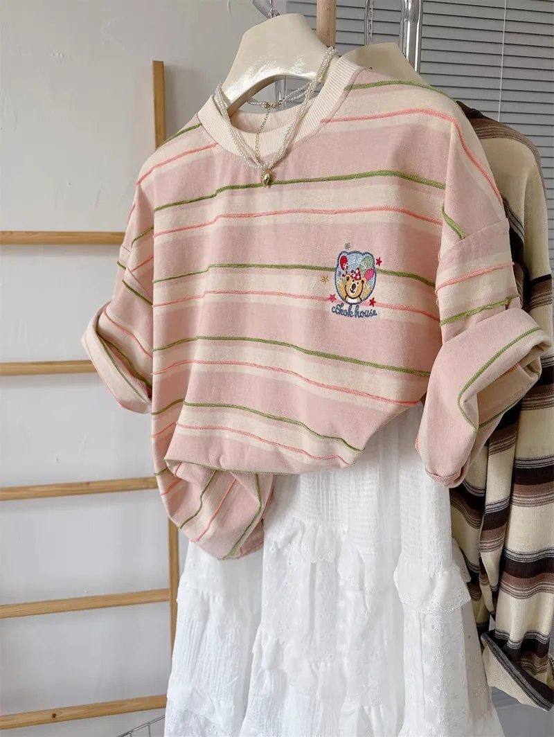 Sweet Embroidered Bear Stripe ort Sve T-irt Women's Loose Summer Anti-Aging Girl Feeling Small Size Top Casual Sle
Sweet Embroidered Bear Stripe ort Sve T-irt Women's Loose Summer Anti-Aging Girl Feeling Small Size Top Casual Sle