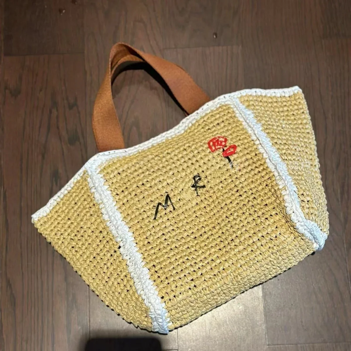 Summer Crochet Tote Bag with Contrast Trim & Embroidery Detail Lightweight
Summer Crochet Tote Bag with Contrast Trim & Embroidery Detail Lightweight