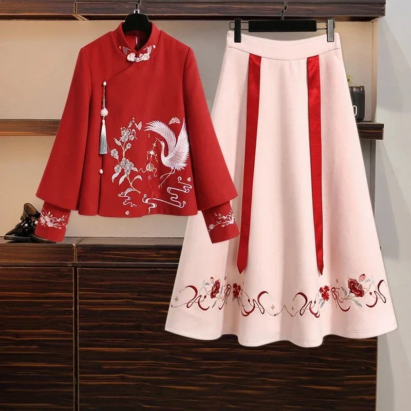 Chinese Style Embroidery Thin Tops Oversized Plus Size Women's Slim Red Coat Woolen Spring Cheongsam Hanfu Coat Skirt Costume
Chinese Style Embroidery Thin Tops Oversized Plus Size Women's Slim Red Coat Woolen Spring Cheongsam Hanfu Coat Skirt Costume