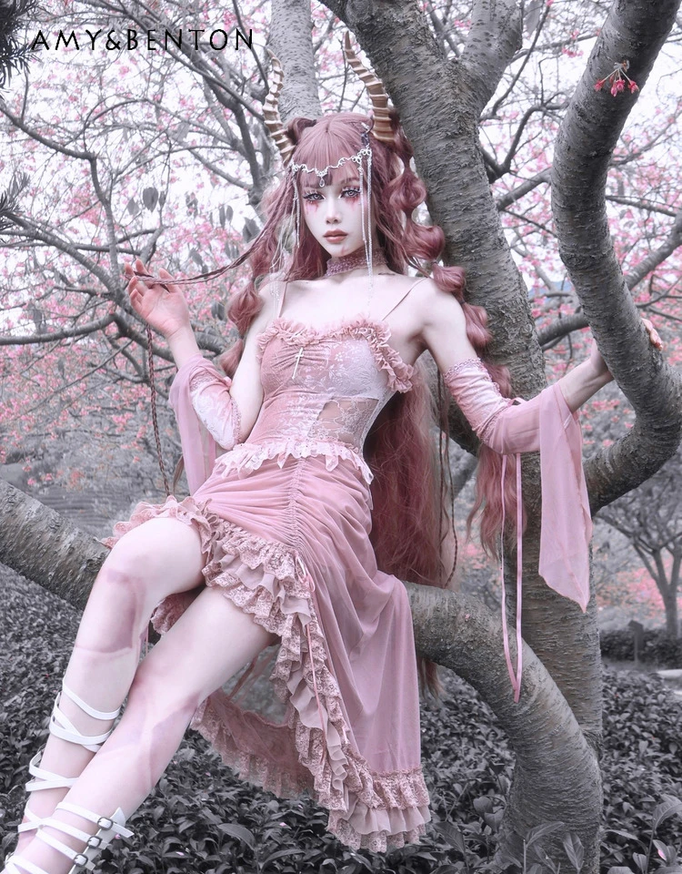 2025 Summer New Gothic Style Velvet Drawstring Lotus Pink Lace Irregular High Waist Slim Strap Dress Pink Sleeve Set
2025 Summer New Gothic Style Velvet Drawstring Lotus Pink Lace Irregular High Waist Slim Strap Dress Pink Sleeve Set