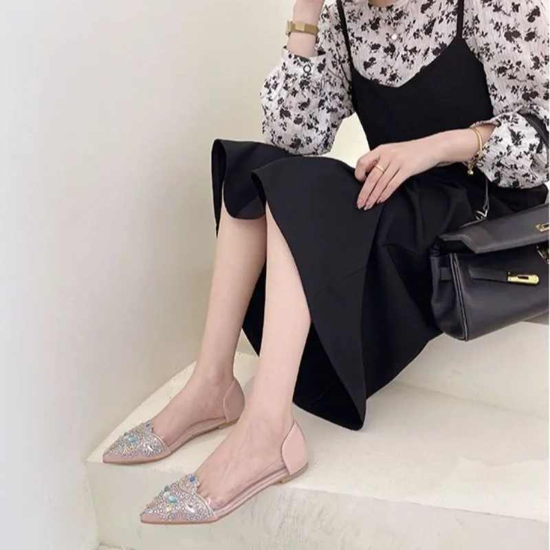 2026 New Women's Elegant Crystal Pointed Toe Transparent Low Heel Rhinestone Flat Sandals Fashion Summer
2026 New Women's Elegant Crystal Pointed Toe Transparent Low Heel Rhinestone Flat Sandals Fashion Summer