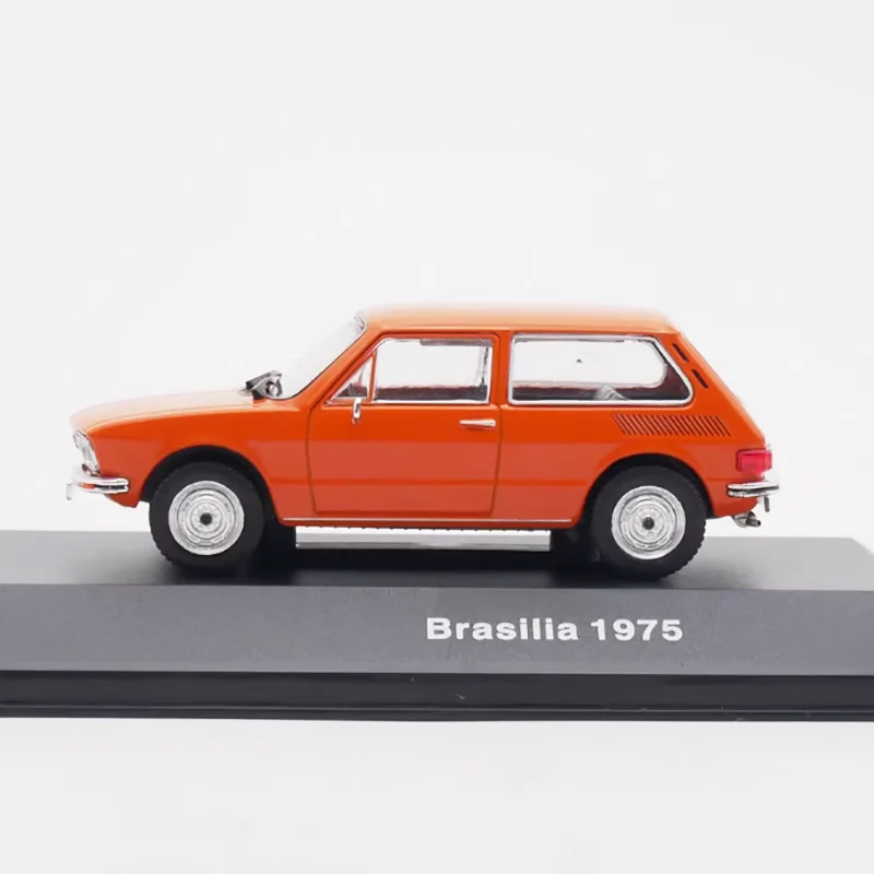 Модель автомобиля IXO Diecast 1:43, классический автомобиль Brasilia 1975 года, готовая коллекционная имитационная модель, подарок, статическая демонстрационная модель
Модель автомобиля IXO Diecast 1:43, классический автомобиль Brasilia 1975 года, готовая коллекционная имитационная модель, подарок, статическая демонстрационная модель