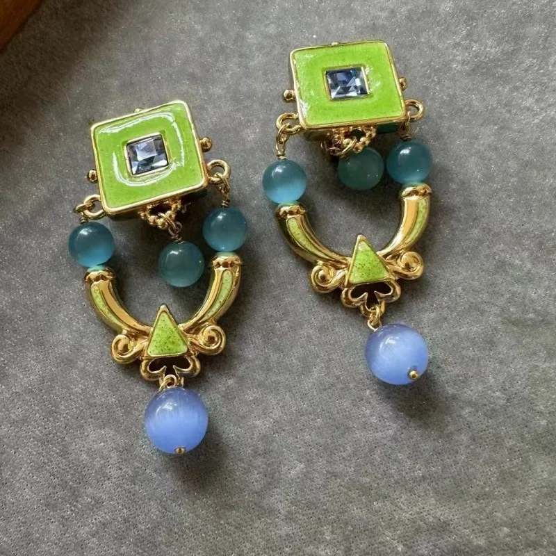 Fashion Jewelry Blue Green Geometric Gold-plated Foil Tassel Earrings, Vintage Long Style Clips or Studs
Fashion Jewelry Blue Green Geometric Gold-plated Foil Tassel Earrings, Vintage Long Style Clips or Studs