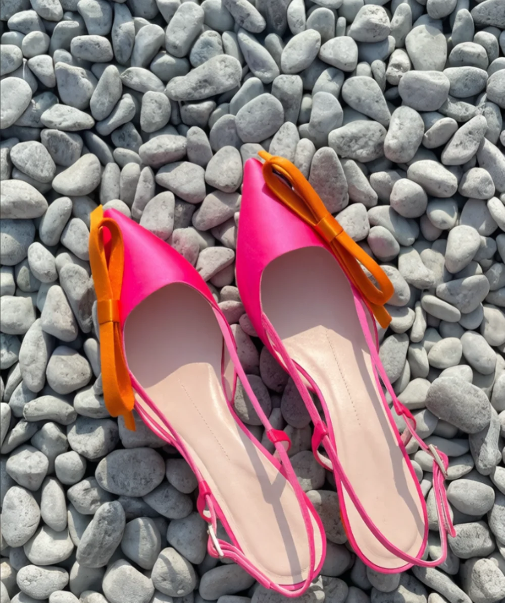 Bright Sweet Style Satin Pointed-Toe Slingback Kitten Heels Sandals Contrast Bow Accent Adjustable Ankle Strap Low Heel
Bright Sweet Style Satin Pointed-Toe Slingback Kitten Heels Sandals Contrast Bow Accent Adjustable Ankle Strap Low Heel