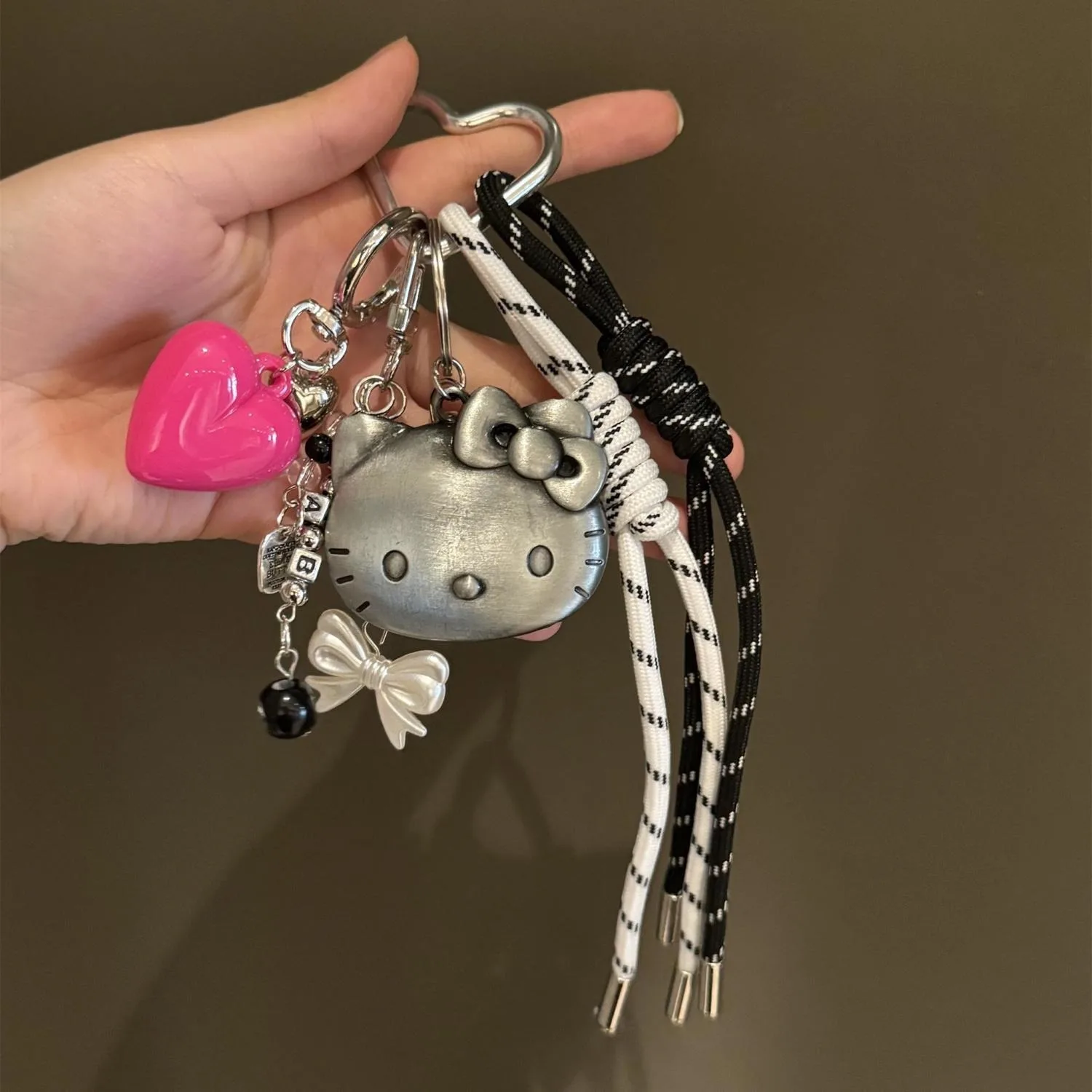 Anime Hello Kitty Keychain Pink Love Bag Keyring KT Cat Schoolbag Accessories Couple Women Lanyard Bag Ornaments Birthday Gifts
Anime Hello Kitty Keychain Pink Love Bag Keyring KT Cat Schoolbag Accessories Couple Women Lanyard Bag Ornaments Birthday Gifts