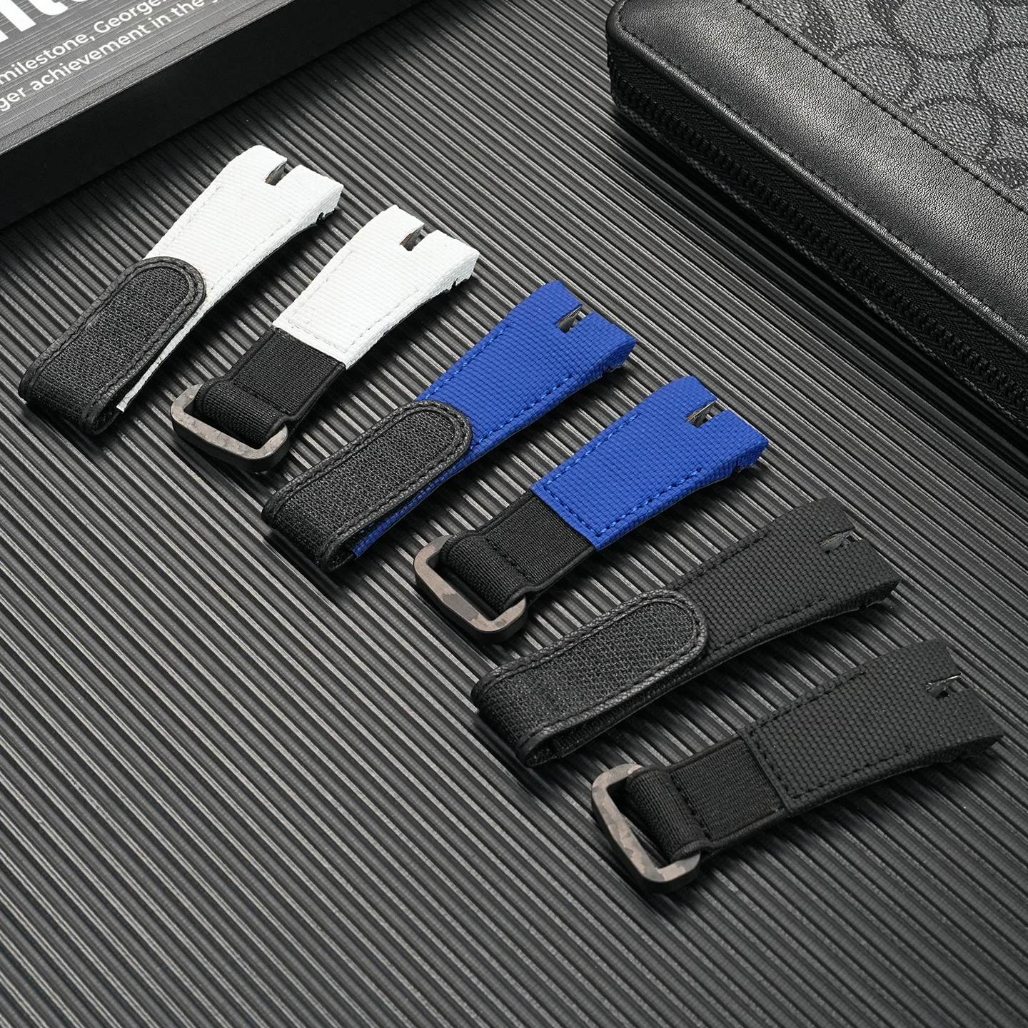 For Roger Dubuis Watch Strap Fluororubber Men's and Women's Roger Dubuis King's Singer Series Custom Leather Bracelet 21mm
For Roger Dubuis Watch Strap Fluororubber Men's and Women's Roger Dubuis King's Singer Series Custom Leather Bracelet 21mm