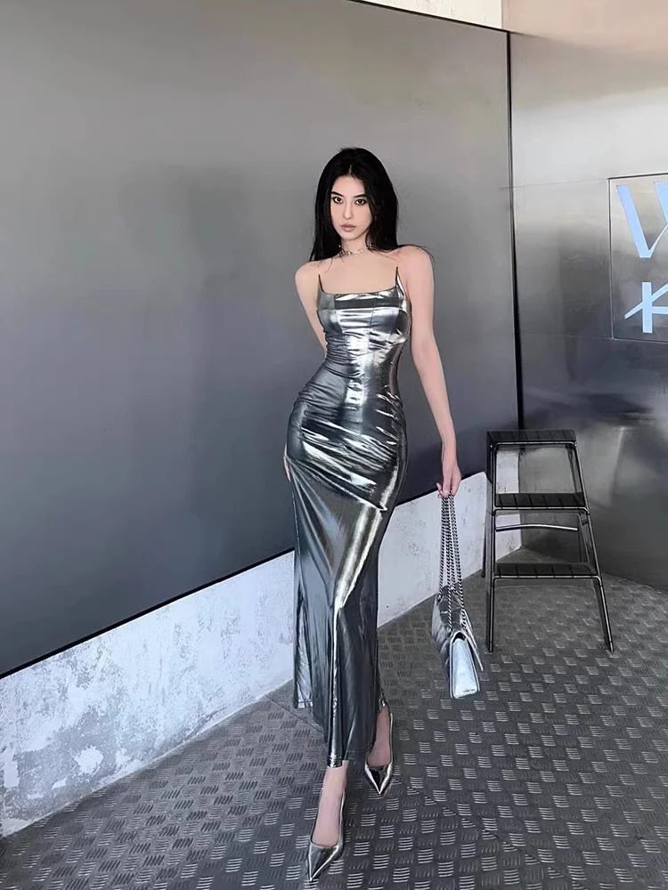 Sexy Satin Strap Dress Women's Inner Long Skirt High Slit Spring Summer Design Commute Style No Sleeve Long Dress
Sexy Satin Strap Dress Women's Inner Long Skirt High Slit Spring Summer Design Commute Style No Sleeve Long Dress