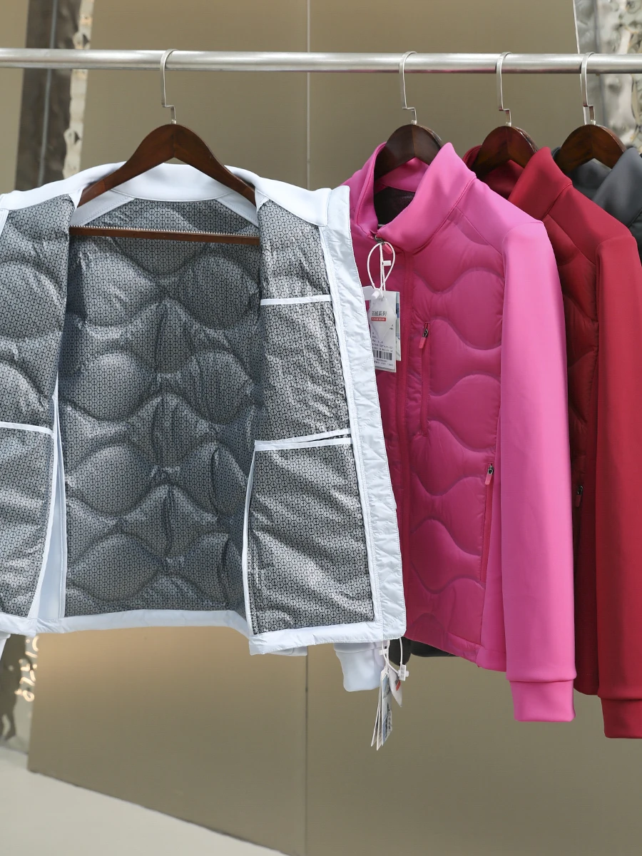 Водонепроницаемая ветрозащитная зимняя куртка-пуховик для пар с наполнителем из 90% пуха, теплорефлекторная, с воротником-стойкой, в стиле пэчворк, из полиэфирного волокна
Водонепроницаемая ветрозащитная зимняя куртка-пуховик для пар с наполнителем из 90% пуха, теплорефлекторная, с воротником-стойкой, в стиле пэчворк, из полиэфирного волокна