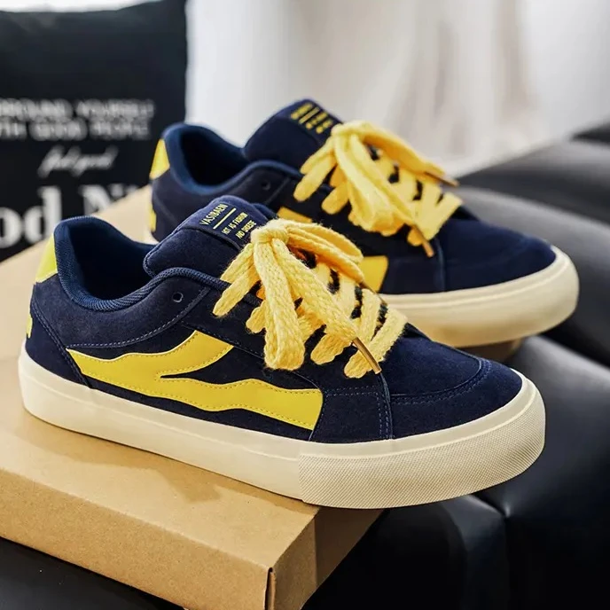Original design of 2026 blue and yellow fleece men's shoes casual men's shoes niche and versatile thick-soled fleece board shoes
Original design of 2026 blue and yellow fleece men's shoes casual men's shoes niche and versatile thick-soled fleece board shoes