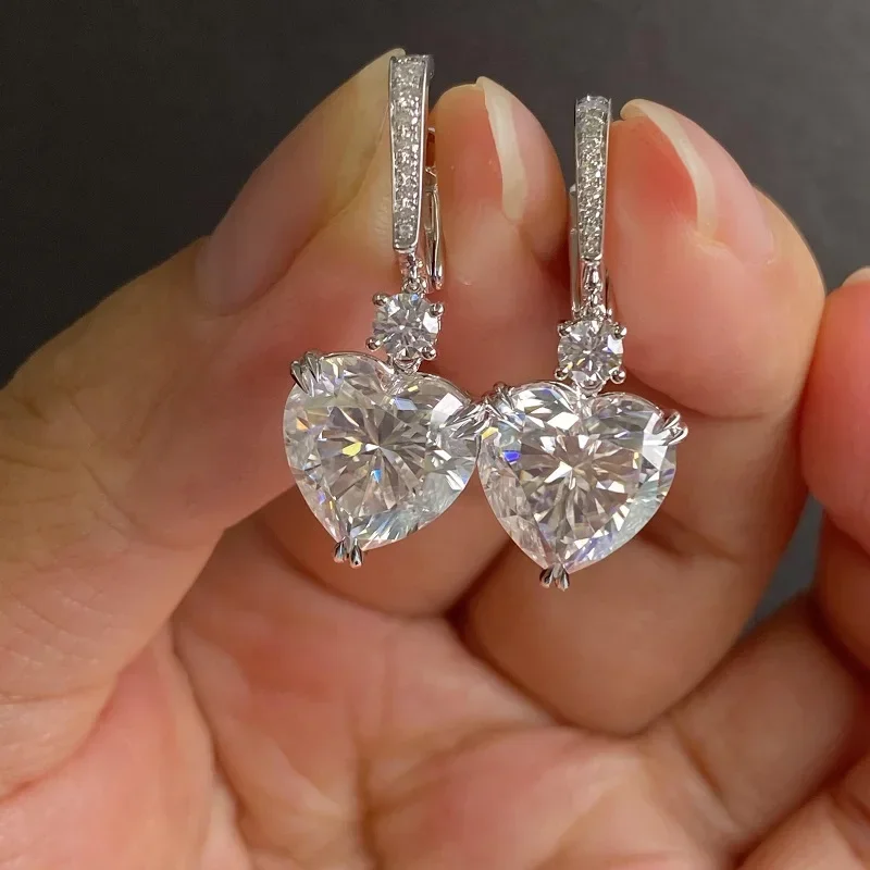 RUIF Custom Design 18K Real Gold 10ct D VVSI Moissanite Earrings Fashion Jewelry Women
RUIF Custom Design 18K Real Gold 10ct D VVSI Moissanite Earrings Fashion Jewelry Women