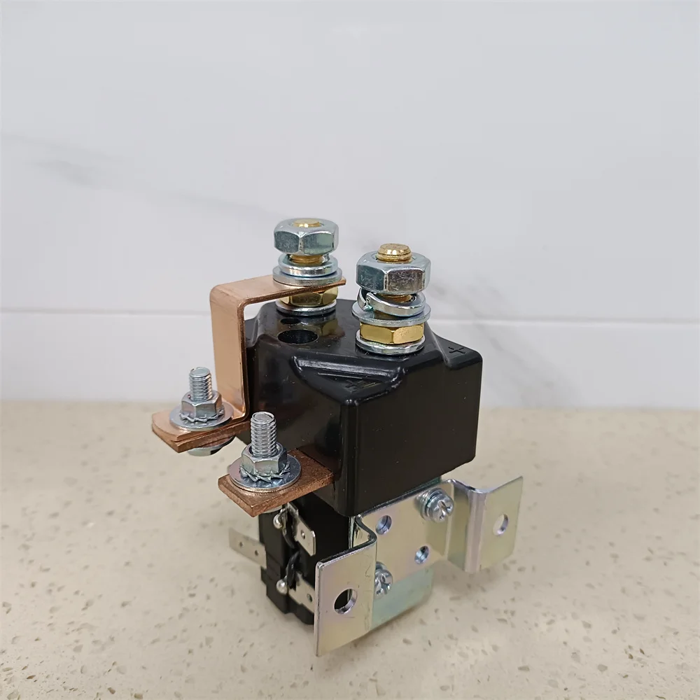 Замените Albright SW84 12 В 24 В 36 В 48 В 100 А SPDT однополюсный двухпозиционный контактор 12 24 36 48 Вольт 100 А электромагнитное реле
Замените Albright SW84 12 В 24 В 36 В 48 В 100 А SPDT однополюсный двухпозиционный контактор 12 24 36 48 Вольт 100 А электромагнитное реле