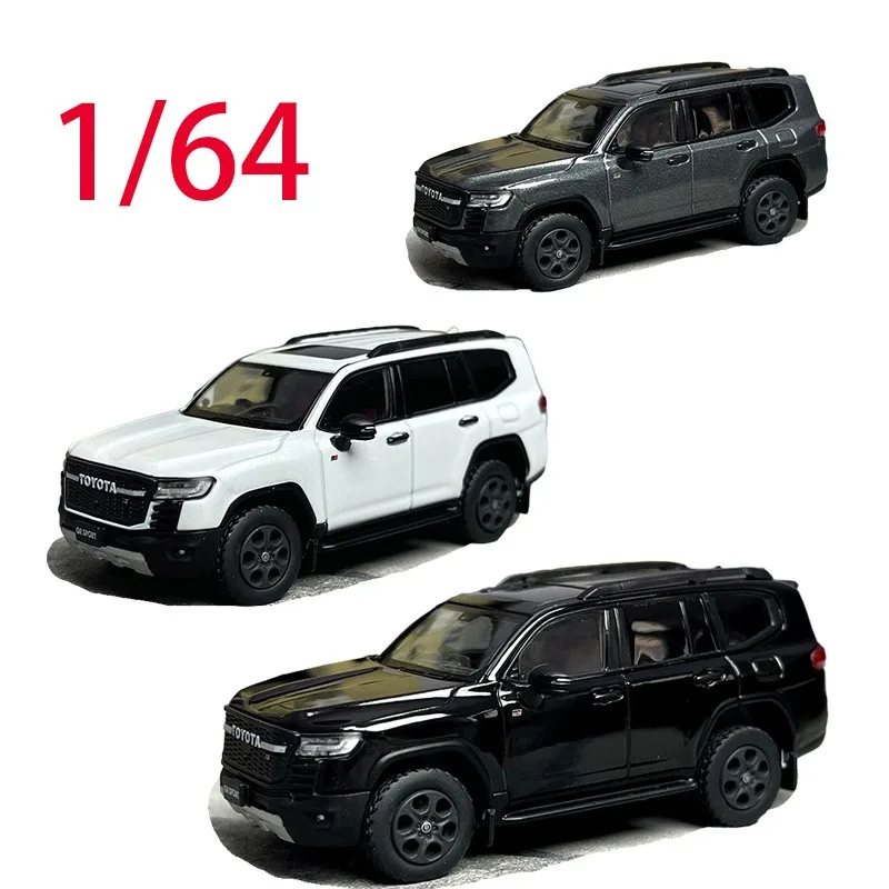 HOBBY JAPAN, литой под давлением масштаб 1/64, модель автомобиля из сплава Toyota LC300 Land Cruiser JA300W, игровые транспортные средства, игрушки для мальчиков, оригинальная коробка
HOBBY JAPAN, литой под давлением масштаб 1/64, модель автомобиля из сплава Toyota LC300 Land Cruiser JA300W, игровые транспортные средства, игрушки для мальчиков, оригинальная коробка