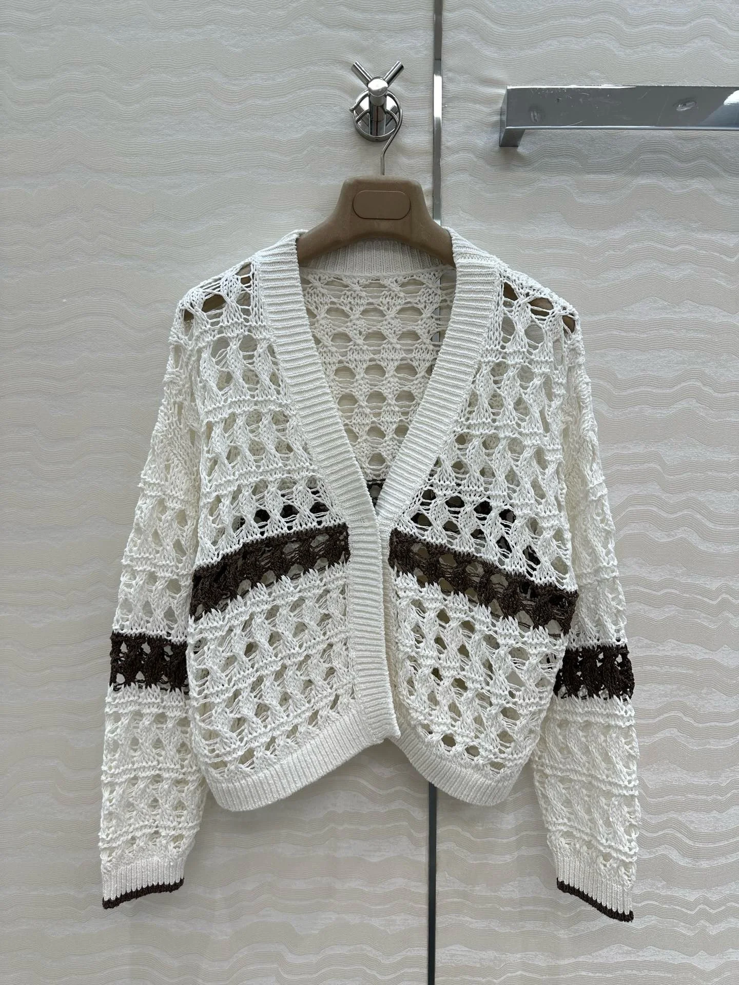 25 Summer Old Money Style Dress Up: Contrasting Color Thread Air Cardigan Coat, Linen Cotton, Casual Elegance, Star Style
25 Summer Old Money Style Dress Up: Contrasting Color Thread Air Cardigan Coat, Linen Cotton, Casual Elegance, Star Style