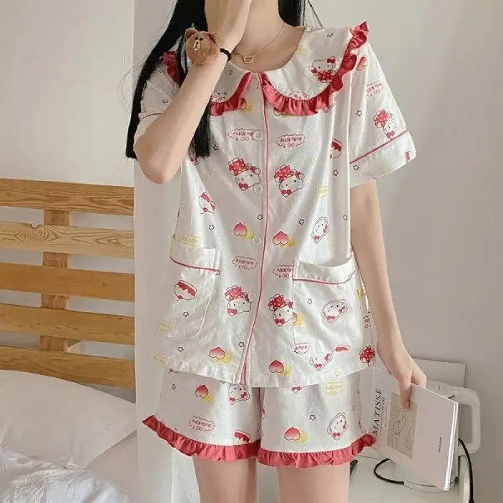 Летний пижамный костюм Hello Kitty из 2 предметов Sanrio, аниме Kawaii, женская милая футболка с короткими рукавами, шорты, студенческая домашняя одежда для девочек, милая одежда
Летний пижамный костюм Hello Kitty из 2 предметов Sanrio, аниме Kawaii, женская милая футболка с короткими рукавами, шорты, студенческая домашняя одежда для девочек, милая одежда