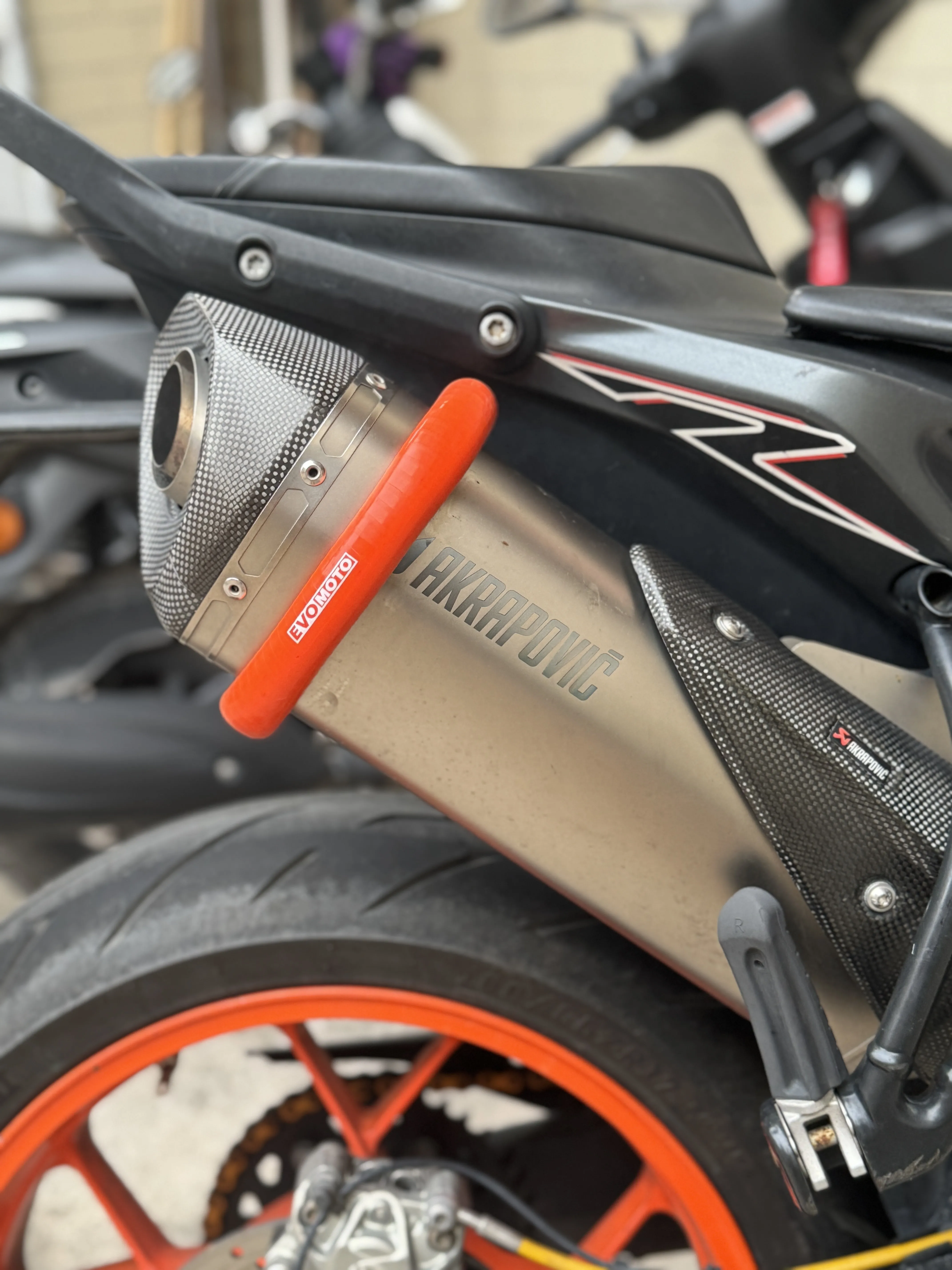 For KTM DUKE390 690 790 890ADV modified exhaust pipe anti-scalding and anti-drop ring exhaust protection ring
For KTM DUKE390 690 790 890ADV modified exhaust pipe anti-scalding and anti-drop ring exhaust protection ring