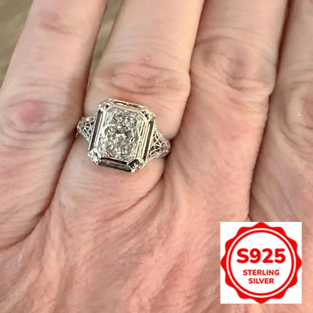 Classic Versatile S925 Silver Square Synthetic Zircon Women's Ring
Classic Versatile S925 Silver Square Synthetic Zircon Women's Ring