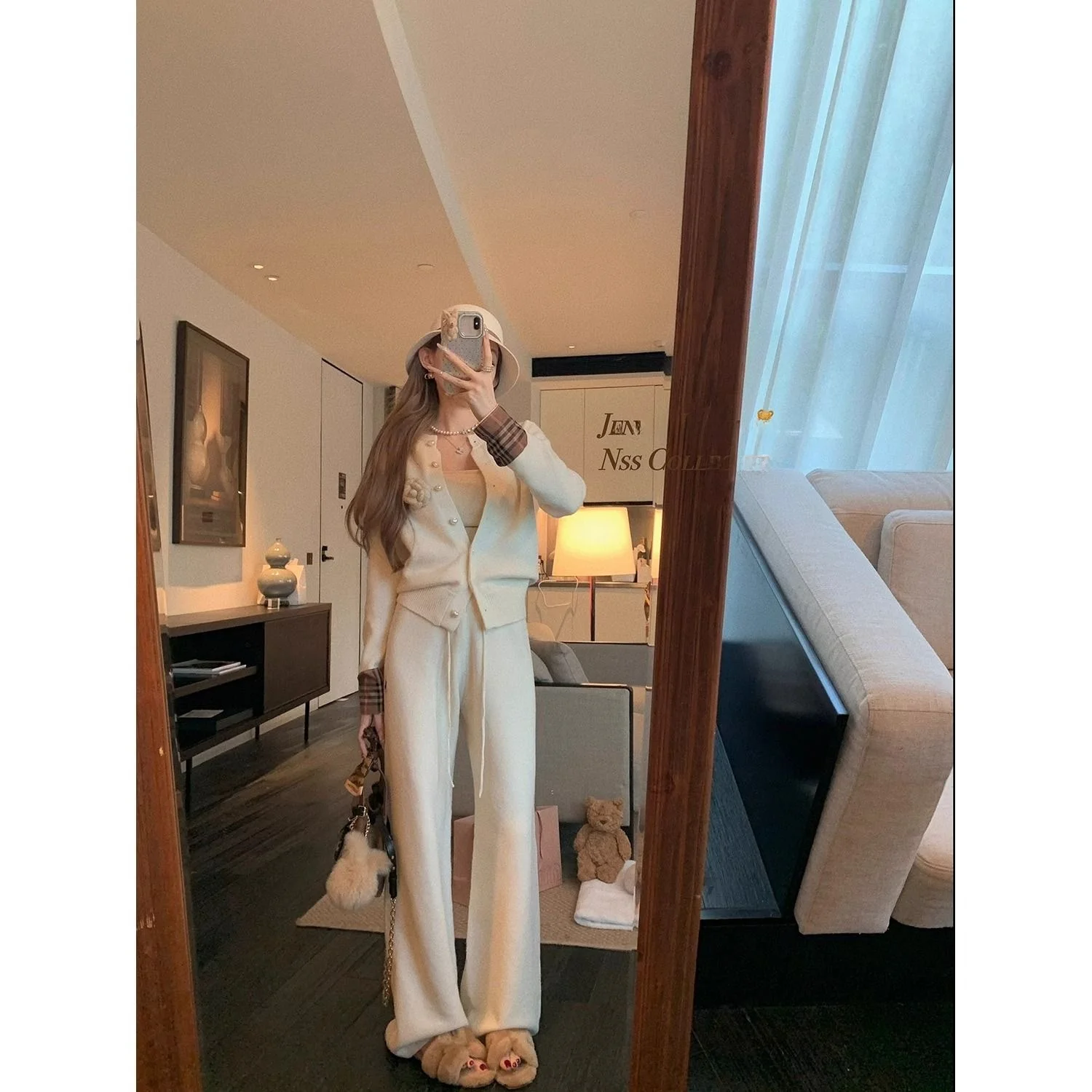 Fashionable Women's Autumn Winter Slimming Top And Wide Leg Pants Two Piece Set Elegant Lady Style Long Sleeve Button up
Fashionable Women's Autumn Winter Slimming Top And Wide Leg Pants Two Piece Set Elegant Lady Style Long Sleeve Button up