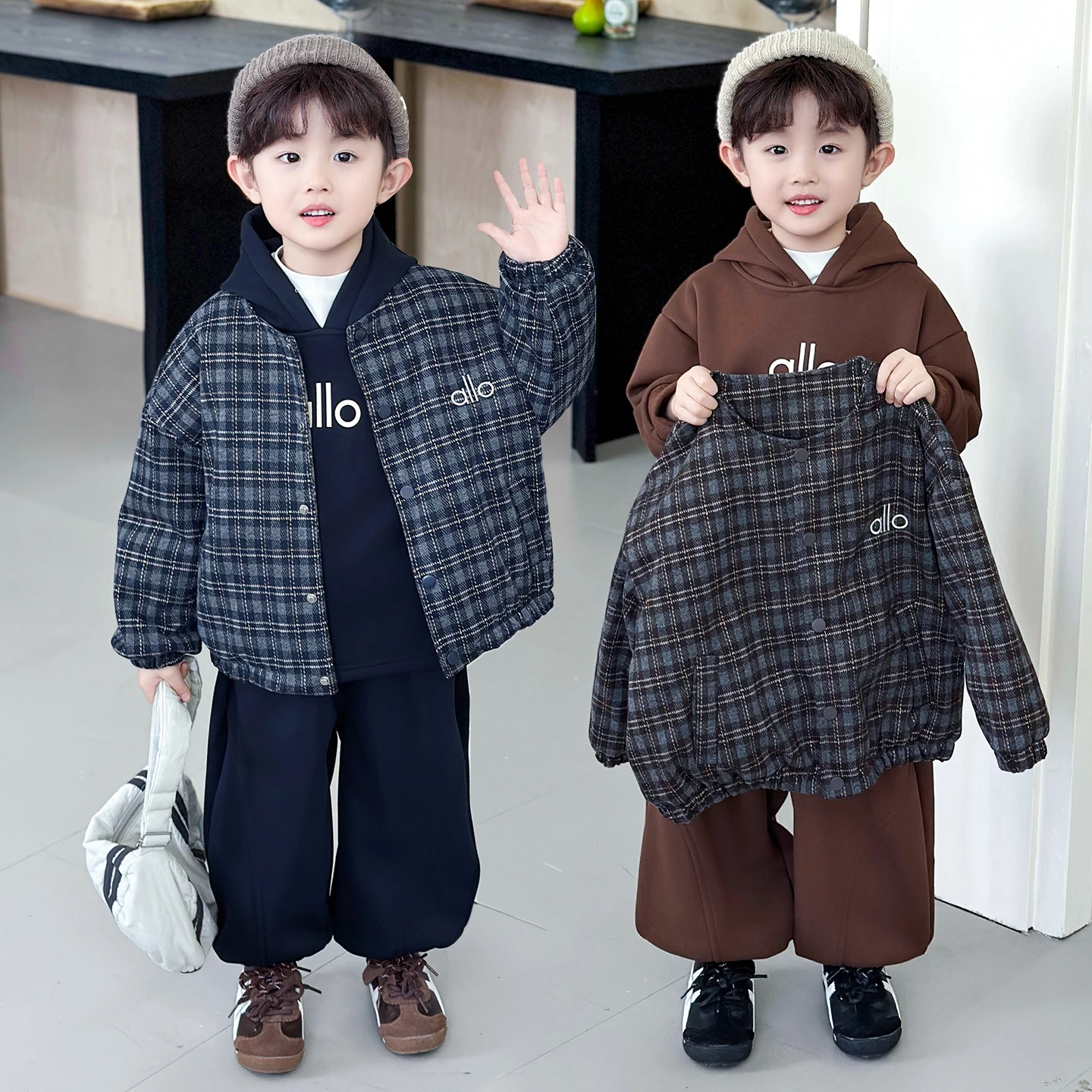 Комплект из двух предметов в клетку для мальчиков: модная повседневная одежда для осени и зимы, детская одежда для маленьких и средних детей
Комплект из двух предметов в клетку для мальчиков: модная повседневная одежда для осени и зимы, детская одежда для маленьких и средних детей