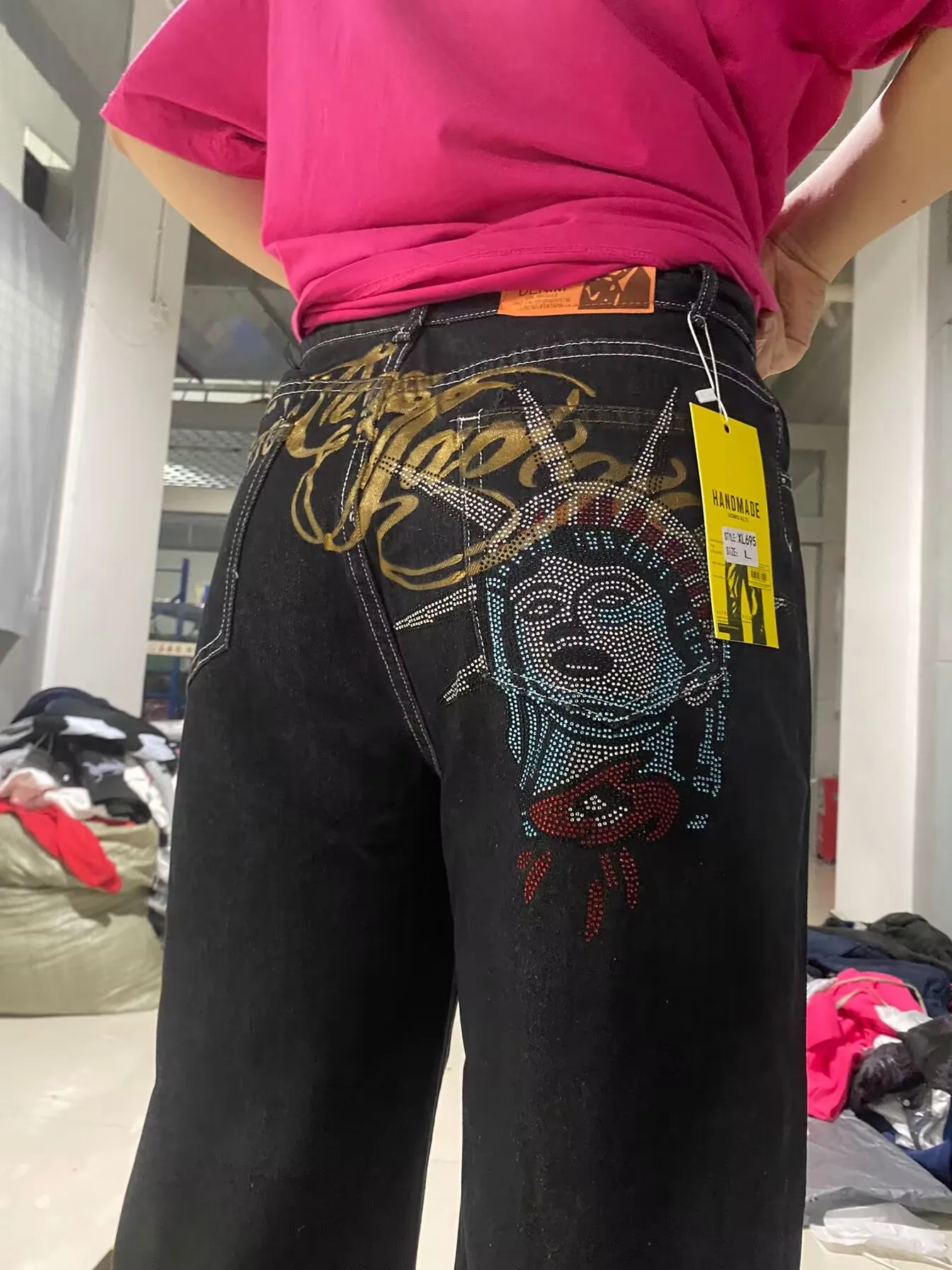 Винтажные женские джинсы со стразами Статуя Свободы, повседневные джинсовые брюки, уличная одежда, мужские широкие джинсы, Harajuku Y2k, мужская одежда 
Винтажные женские джинсы со стразами Статуя Свободы, повседневные джинсовые брюки, уличная одежда, мужские широкие джинсы, Harajuku Y2k, мужская одежда