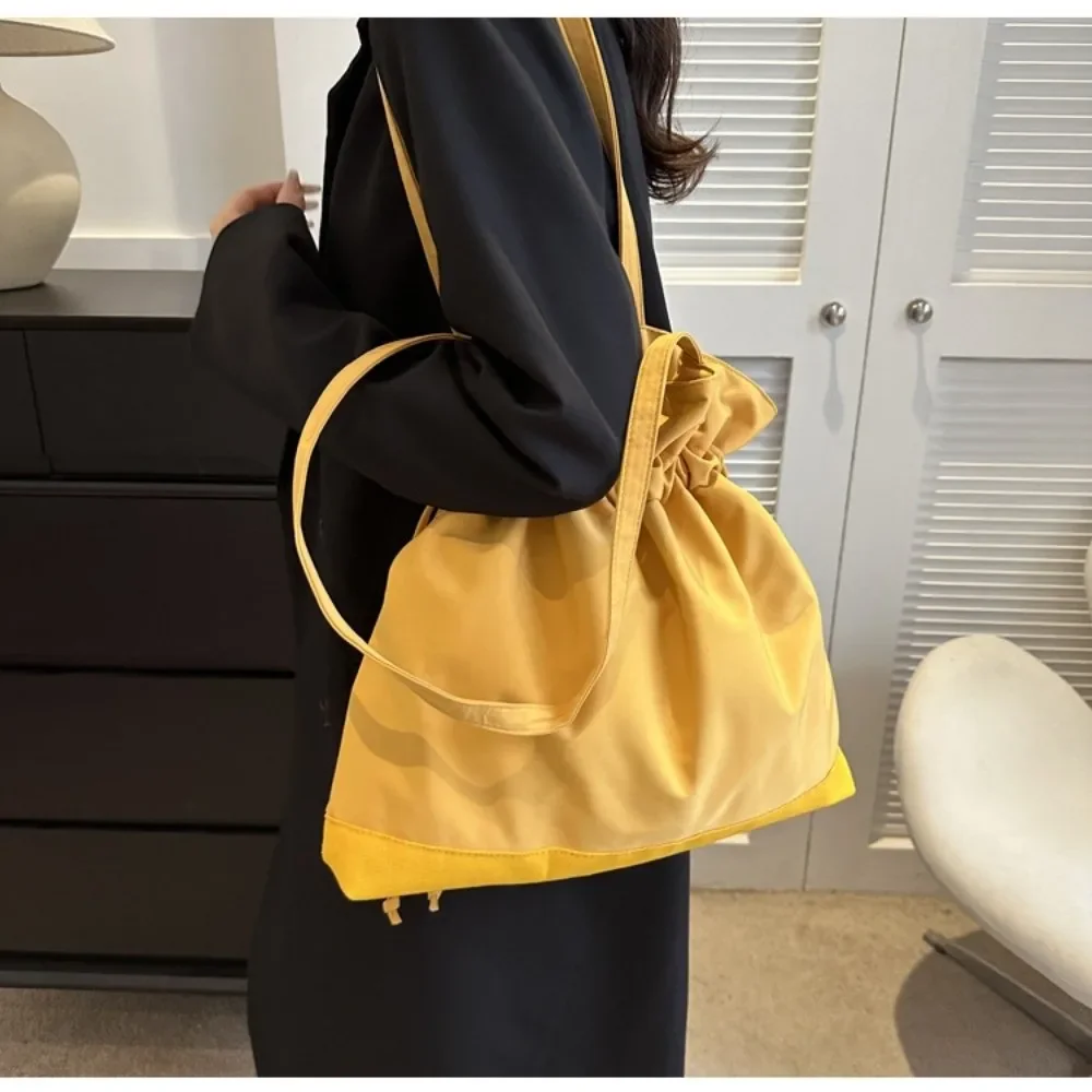 Fashion Casual Shoulder Bag Multifunctional Simple Handbag Large Capacity Tote Bag Women
Fashion Casual Shoulder Bag Multifunctional Simple Handbag Large Capacity Tote Bag Women