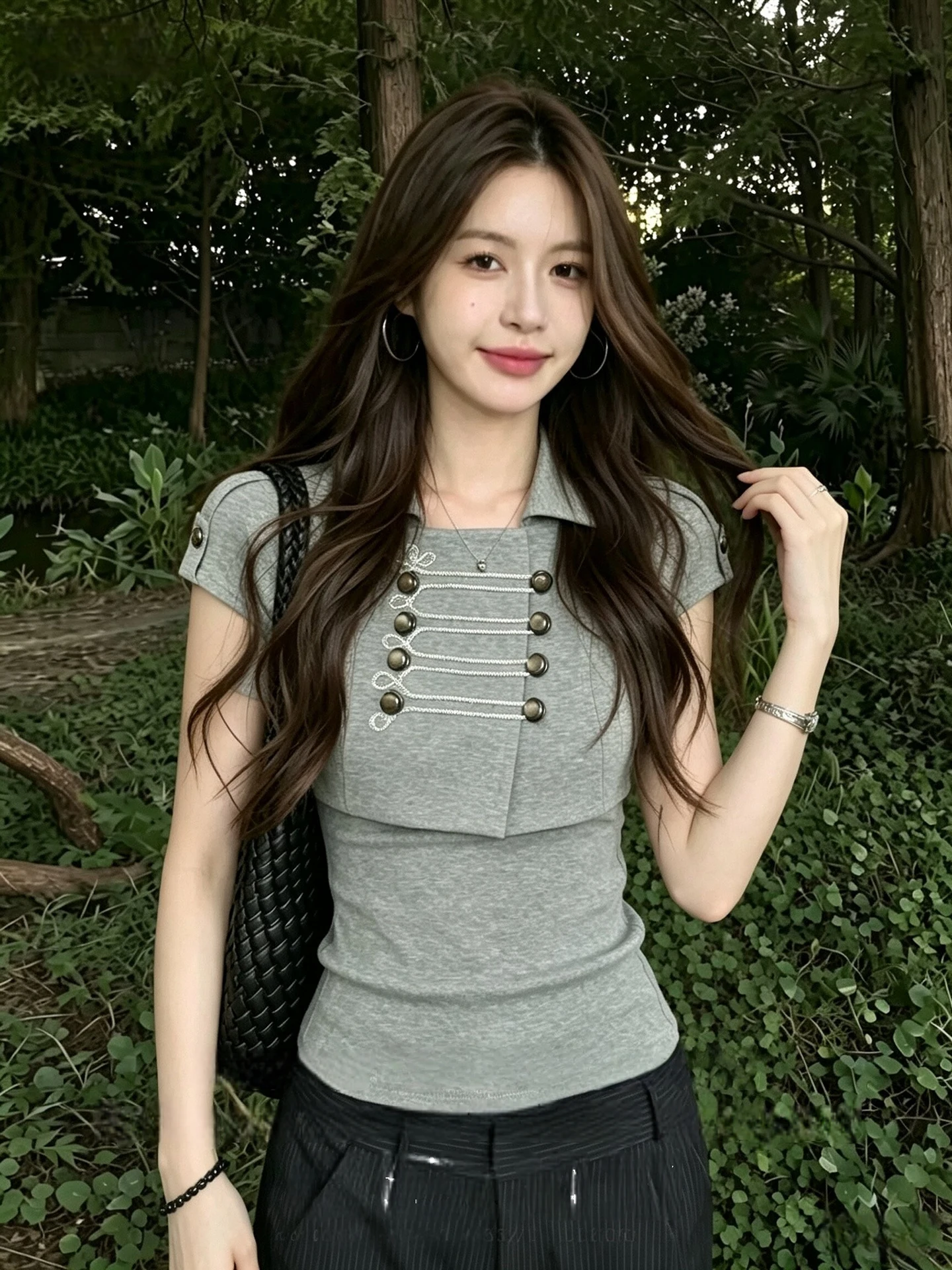 Heissi Knight Style Double Button Short Sleeve Women's Top And Vest Jacket Two Piece Set Summer Design Sense High Waist
Heissi Knight Style Double Button Short Sleeve Women's Top And Vest Jacket Two Piece Set Summer Design Sense High Waist