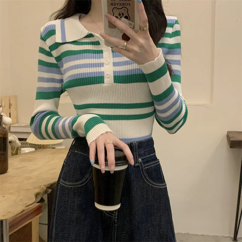 2024 Autumn New Women Knitted Tops Pullover Polo-neck Long Sleeve Striped Slim Short Knitting Sweater All Match Female Clothing
2024 Autumn New Women Knitted Tops Pullover Polo-neck Long Sleeve Striped Slim Short Knitting Sweater All Match Female Clothing