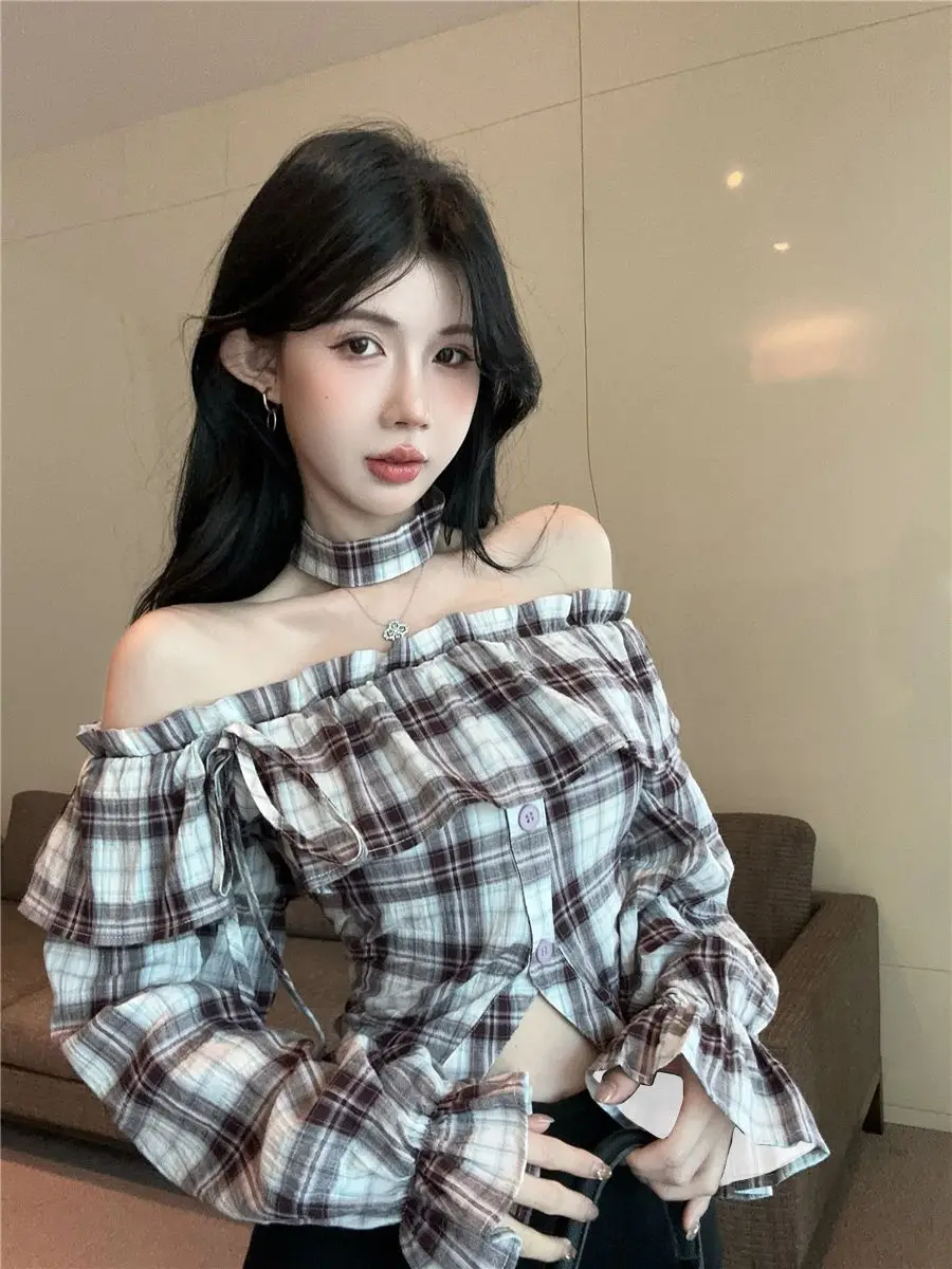 Sweet Backless Lotus Leaf Flared Sleeve Plaid Shirt 2025 Spring Temperament Slim Fit Short Top Women
Sweet Backless Lotus Leaf Flared Sleeve Plaid Shirt 2025 Spring Temperament Slim Fit Short Top Women