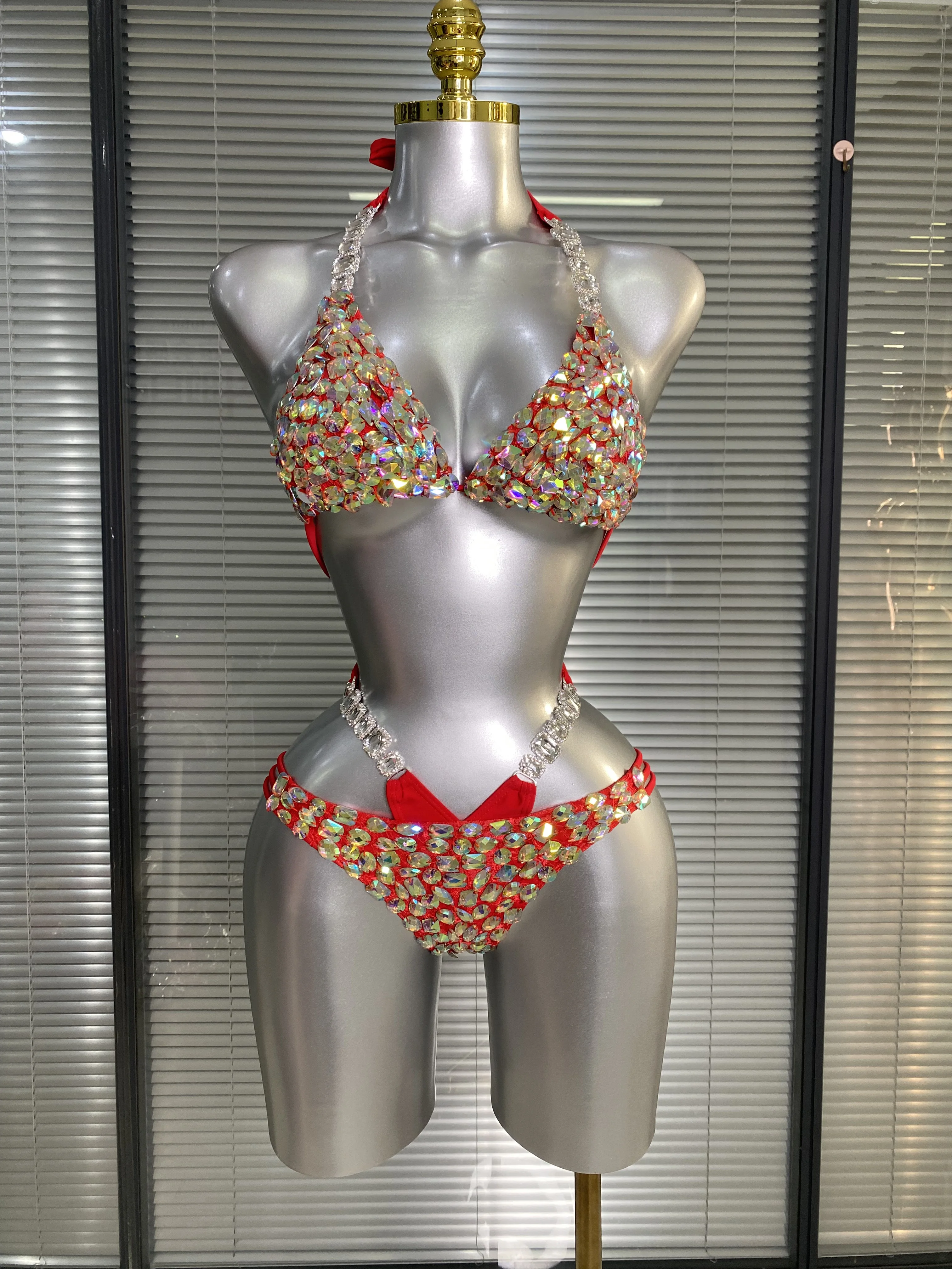 Newest Crystal Bikini Swimwear Fashion Bar Bikini Blingbling Swimwear Bikini Popular Bathingsuit Bikini Nightclub Stage Outfit
Newest Crystal Bikini Swimwear Fashion Bar Bikini Blingbling Swimwear Bikini Popular Bathingsuit Bikini Nightclub Stage Outfit