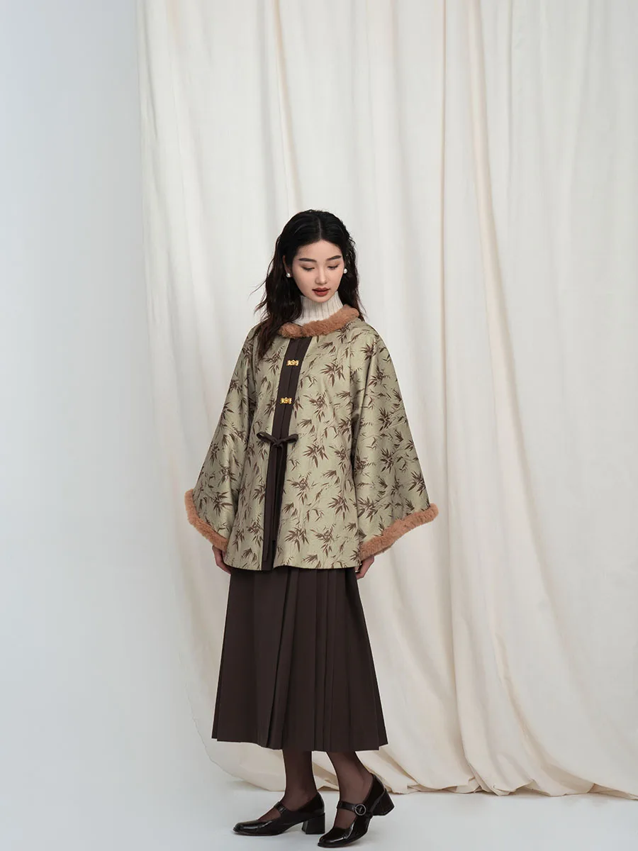 Женский топ Ханьфу Qingzhu Zhuyu Commuter с круглым вырезом и коротким рукавом, цвета Цин, новинка 2025 года, комфортный, из полиэфирного волокна
Женский топ Ханьфу Qingzhu Zhuyu Commuter с круглым вырезом и коротким рукавом, цвета Цин, новинка 2025 года, комфортный, из полиэфирного волокна